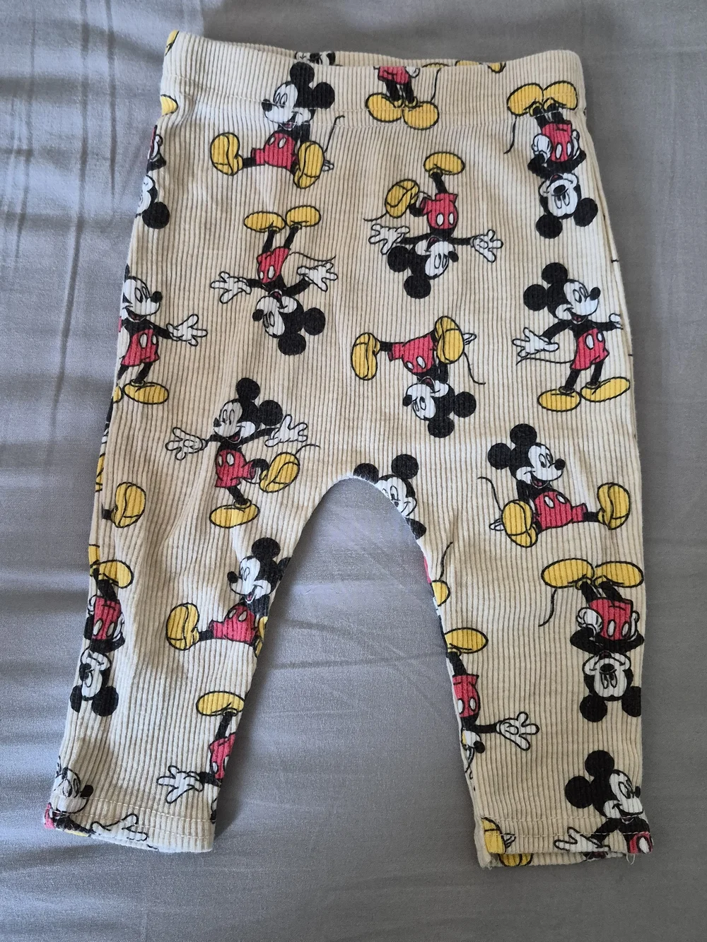 Mickey Mouse 3 Piece Set 0-3 Months